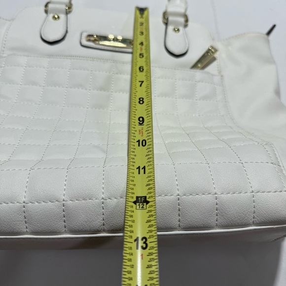 Versace 19.69 Italia White Quilted Handbag - Picture 10 of 14